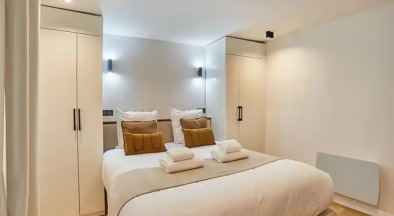 Apartment in Porte-Saint-Denis