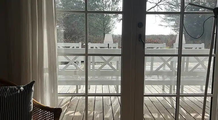 Ruhe, Natur, Schutz und Blick über den Fjord