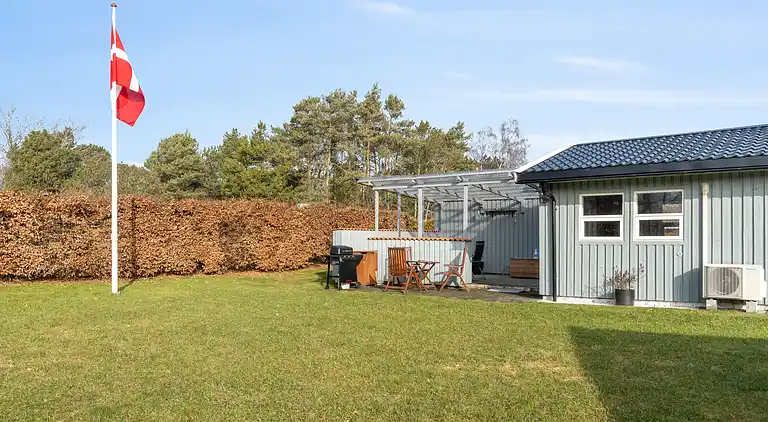 Hübsches Cottage in der Nähe von Hou und dem Meer
