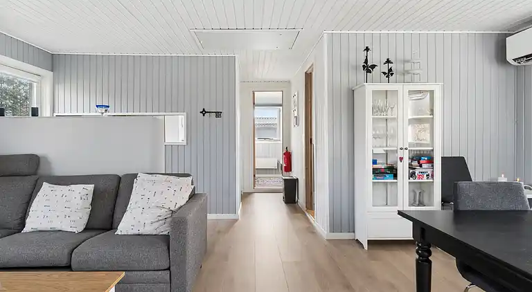 Hübsches Cottage in der Nähe von Hou und dem Meer