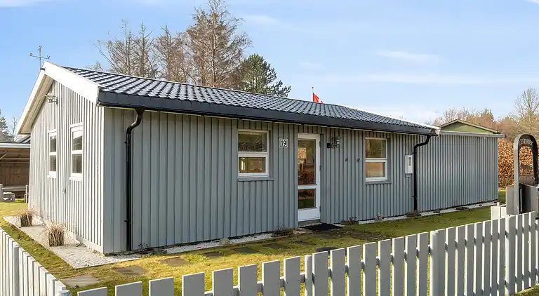 Hübsches Cottage in der Nähe von Hou und dem Meer