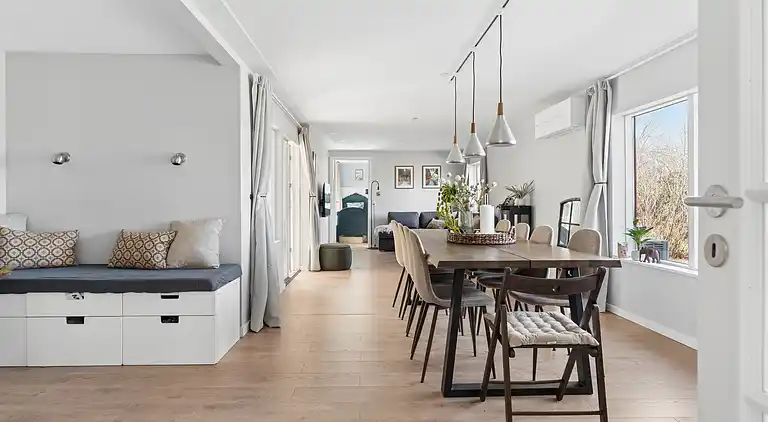 Dejligt sommerhus med super beliggenhed