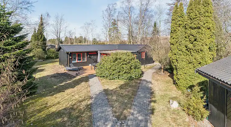 Dejligt sommerhus med super beliggenhed