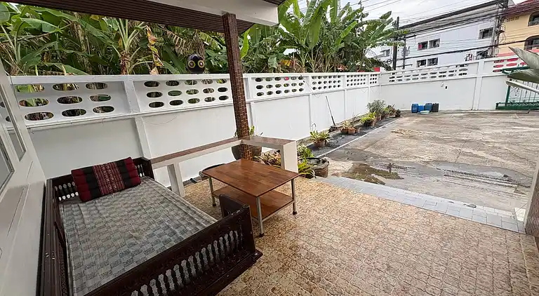 3BR Family Villa - 1 km to Chalong Pier with WiFi