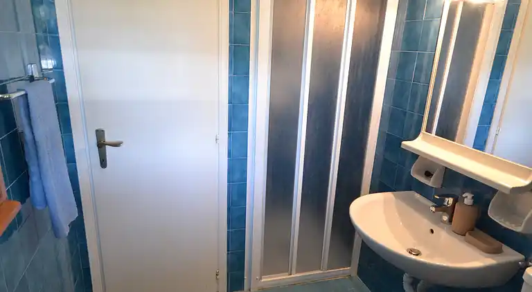 Comfy flat with garden and pool