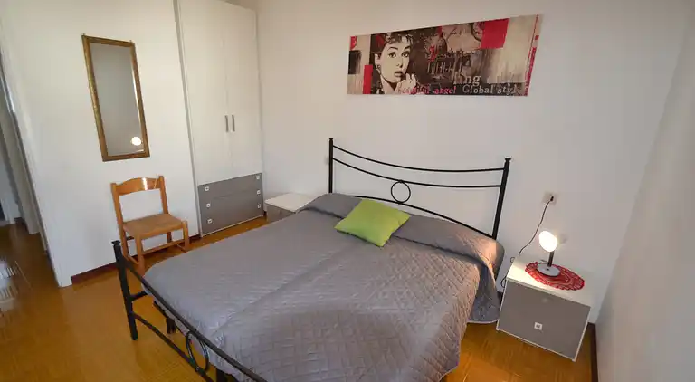 Comfy flat with garden and pool