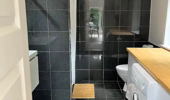 Hyggeligt feriehus tæt på strand og natur