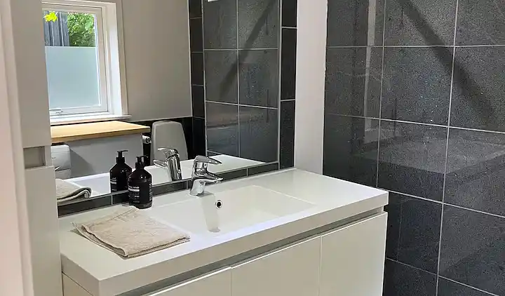 Hyggeligt feriehus tæt på strand og natur