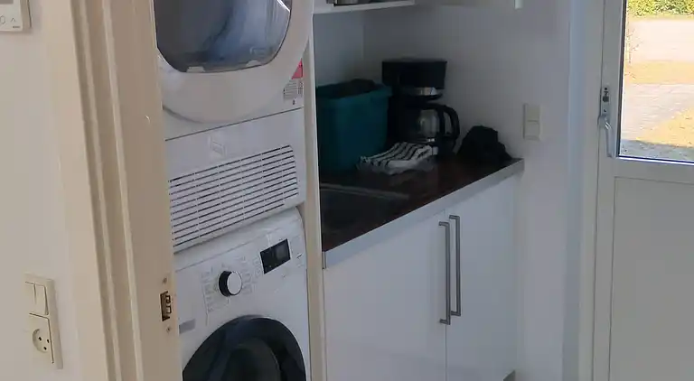 Großes Luxusferienhaus nahe Strand & Lokal