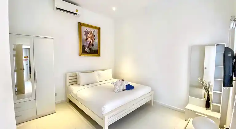 A2 - 4 Bedrooms Duplex Serviced Apartment with Stunning Sea