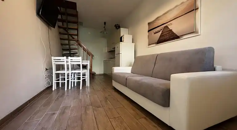 Cozy apartment with garden and pool