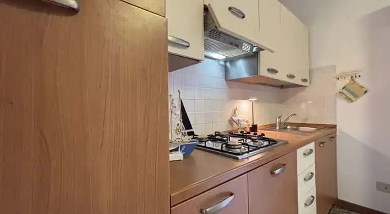 Flat in seafront residence with pool