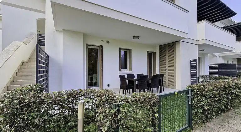 Schöne Wohnung mit Blick auf den Pool in Bibione