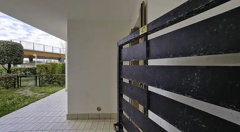 Schöne Wohnung mit Blick auf den Pool in Bibione