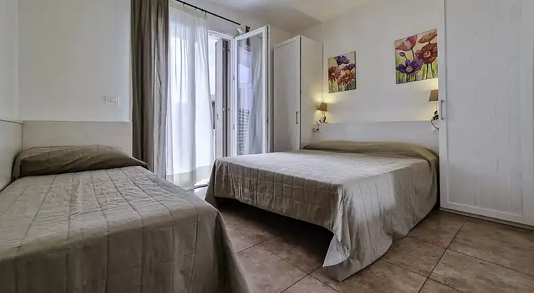 Schöne Wohnung mit Blick auf den Pool in Bibione