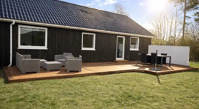 Schönes Ferienhaus in der Nähe von Strand u. Wald