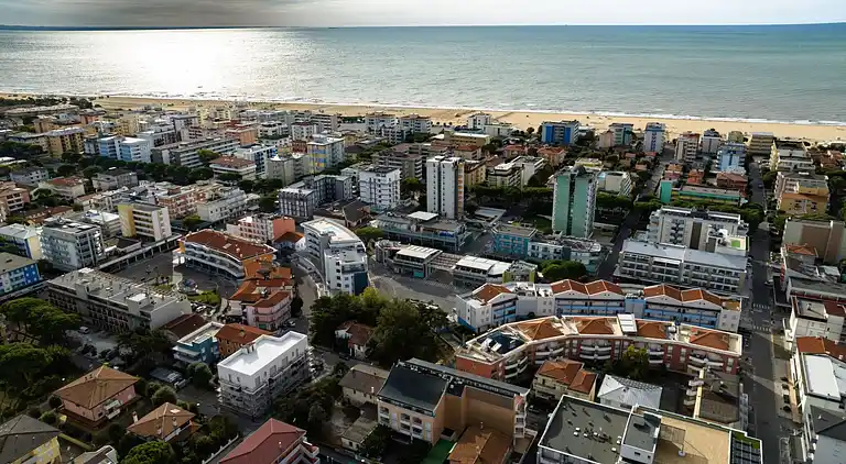 Perfetta vacanza in famiglia a Bibione con piscina