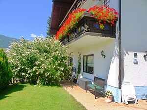 Spacious Apartment in an ideal location with private terrace