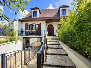 Bright and Comfortable Private Home