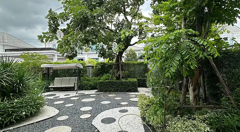 House near Suvarnabhumi Airport