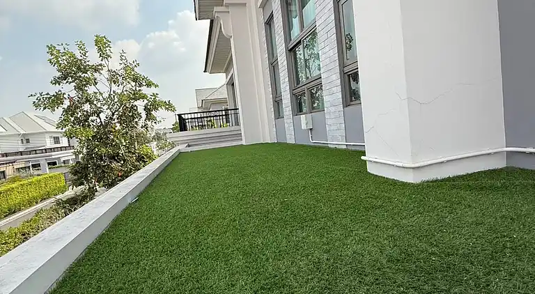 House near Suvarnabhumi Airport