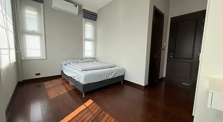 House near Suvarnabhumi Airport