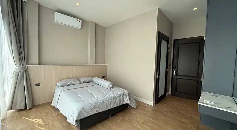 House near Suvarnabhumi Airport