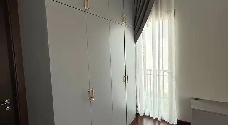 House near Suvarnabhumi Airport