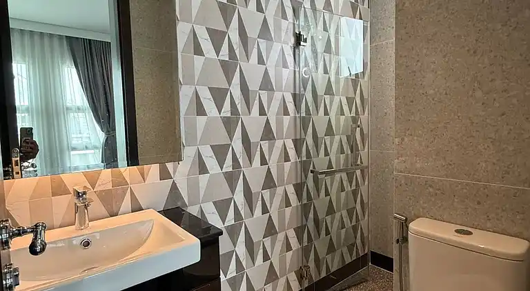 House near Suvarnabhumi Airport