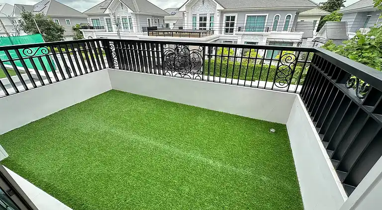 House near Suvarnabhumi Airport