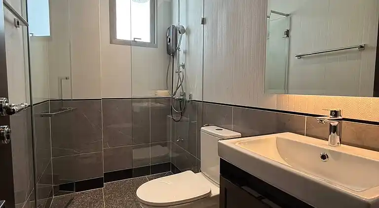 House near Suvarnabhumi Airport