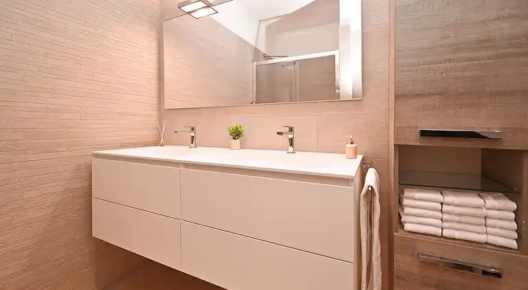 Lakeview 3 Bedroom Pico penthouse in Lugano