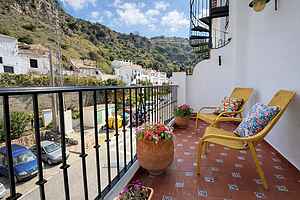 Charmant appartement de 3 chambres dans la ville pittoresque