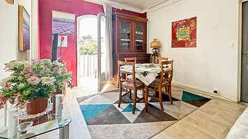 Family 3-Bedroom Apartment Near Downtown Cannes
