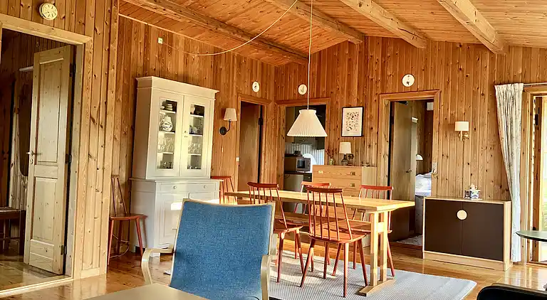 Sommerhushygge ikke langt fra strand og skov
