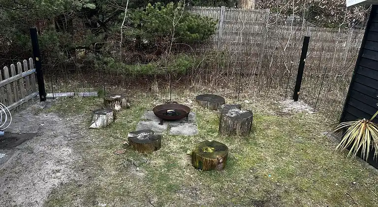 Stijlvol zomerhuis bij strand met groot terras
