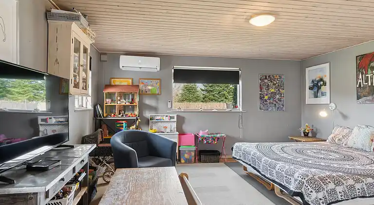 Dejligt sommerhus tæt på sandstrand