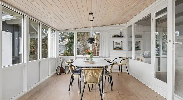 Dejligt feriehus tæt på vand og skøn natur