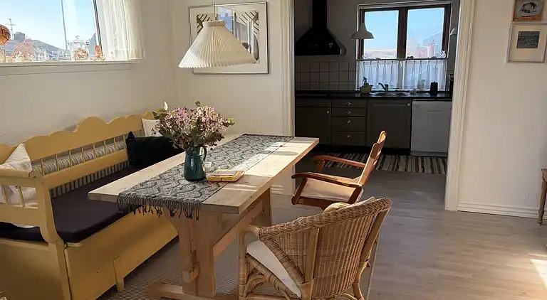 Charmantes Ferienhaus in der Stadt am Strand