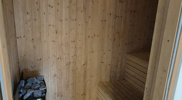 Großes Luxusferienhaus nahe Strand & Lokal