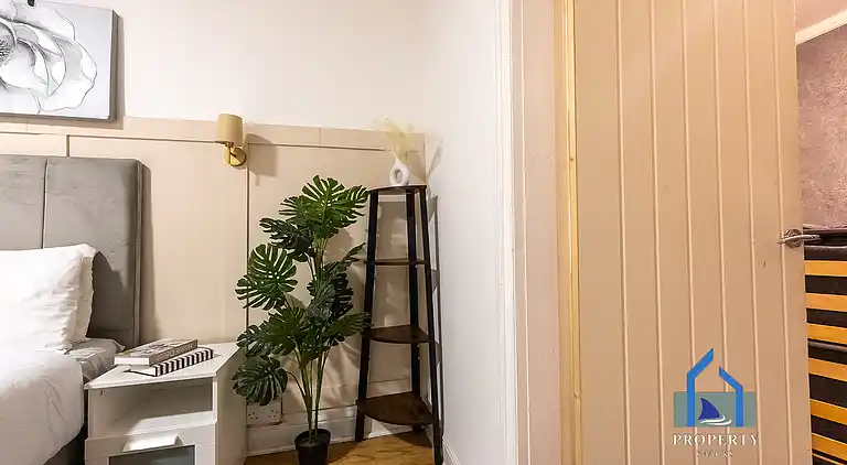 Modernes Stadthaus - Kostenloses Parken - Spielzimmer - WLAN