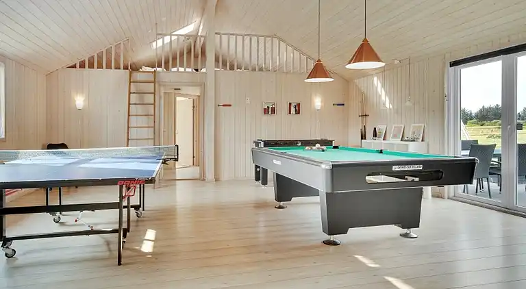 Familienfreundliches Haus bei Løkken mit Pool