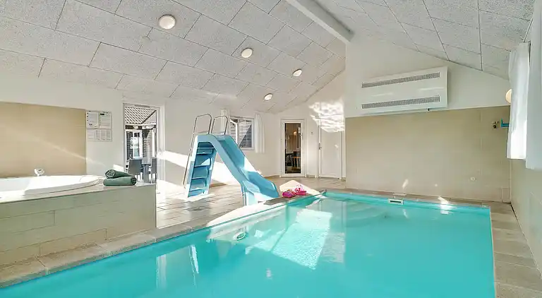 Ferienhaus auf Sydals: Pool, Spa & Freizeit