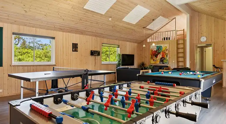 Charmantes Ferienhaus mit Pool & Spielraum