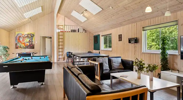 Charmantes Ferienhaus mit Pool & Spielraum