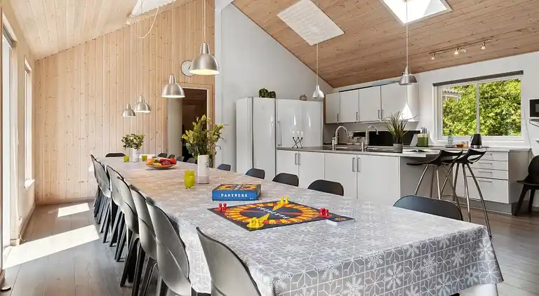 Charmantes Ferienhaus mit Pool & Spielraum