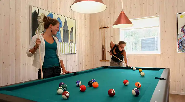 Luxus-Ferienhaus mit Pool, Spa & Aktivitäten