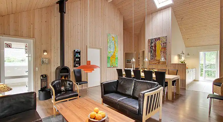 Luxus-Ferienhaus mit Pool, Spa & Aktivitäten