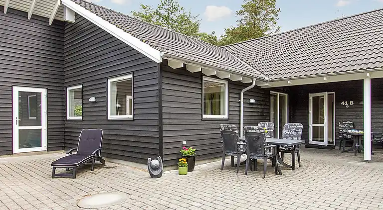 Luxus-Ferienhaus mit Pool, Spa & Aktivitäten