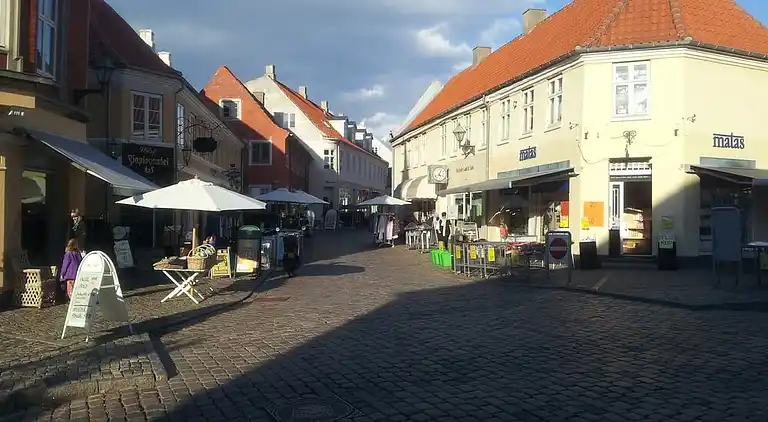 Luxus-Ferienhaus mit Pool, Spa & Aktivitäten